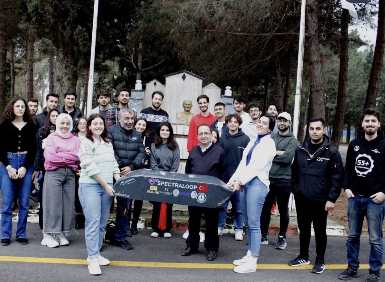 Kapsül yarışmaya uğurlanırken